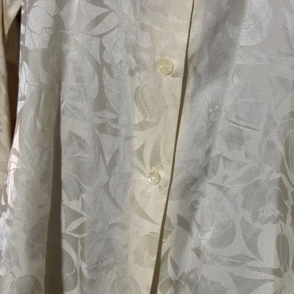 Worthington Women's Vintage Silk Cream Blouse Long Sleeve Button Up Collared 12 - Picture 6 of 10